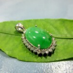 K18WG Jade & Diamond Pendant