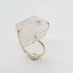K10YG Ring with Quartz
