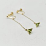 K18YG Earring with peridot