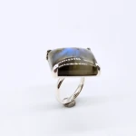 SV925 Ring with labradorite