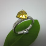 K18WG Yellow sapphire & Diamond Ring