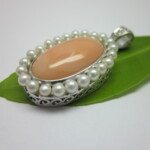 K18WG Coral, Pearl & Diamond Pendant