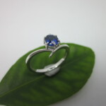 K18WG Blue sapphire Ring