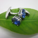 K18WG Blue sapphire Cufflinks