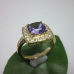 K18YG Amethyst & Diamond Ring