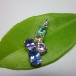 K18WG Mixed sapphire & Emerald Pendant