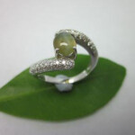 K18WG Cat's eye and Diamond Ring