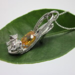 K18WG Yellow sapphire & Diamond Pendant