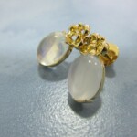 K18YG Moonstone Earrings