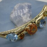 K18YG Semi-precious stone Brooch